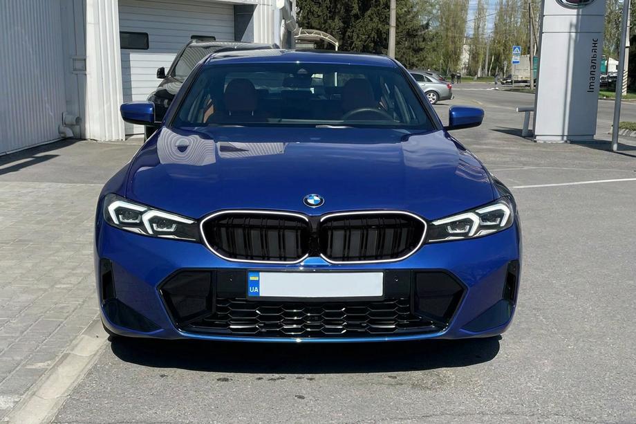 BMW 3 Series G20/G21 2018- M-Look LED kidney grilles (2022+, gloss black) Image
