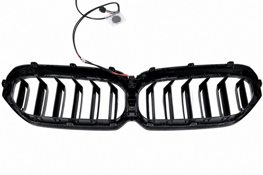 BMW 5 Series G30/G31 2017–2023 M-Look V1 LED Kidney Grilles (2021-2023, Gloss Black) Photo 6