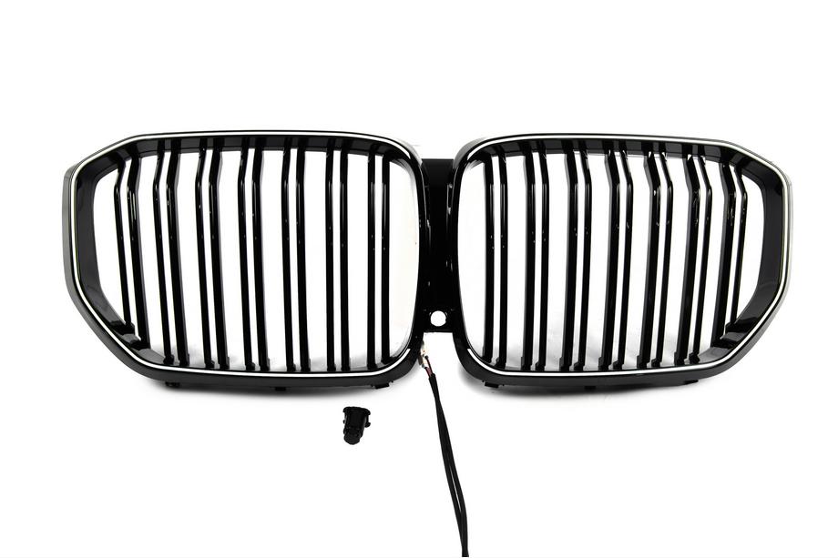 BMW X5 G05 2019–2026 BMW kidney grilles M-Look LED (2019-2022, gloss black) Image