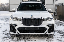 BMW X7 G07 2019- 1 Bar LED kidney grilles (2019-2022, gloss black) photo 1