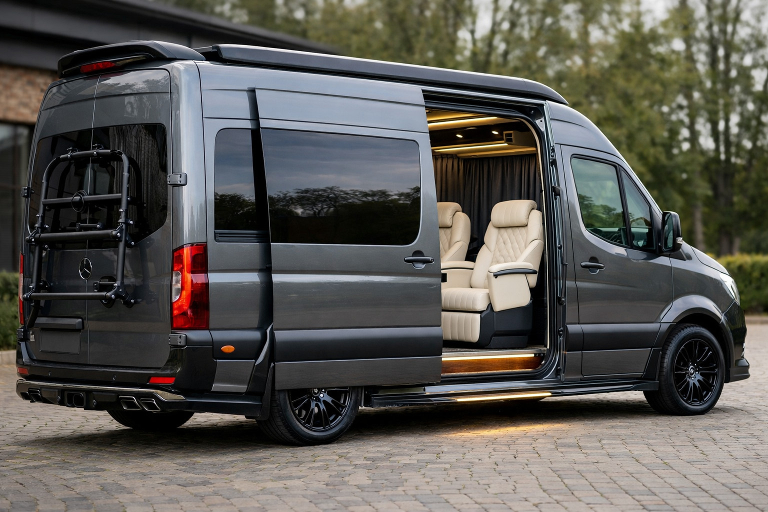 Mercedes Sprinter W907/W910: VIP passenger build without cheap shine