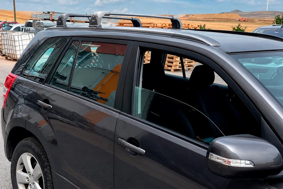 Suzuki Grand Vitara 2005-2017 Roof rack (cross bars) for original mounting points Ecem V3 (2 pcs) Black, 110 cm Photo 8