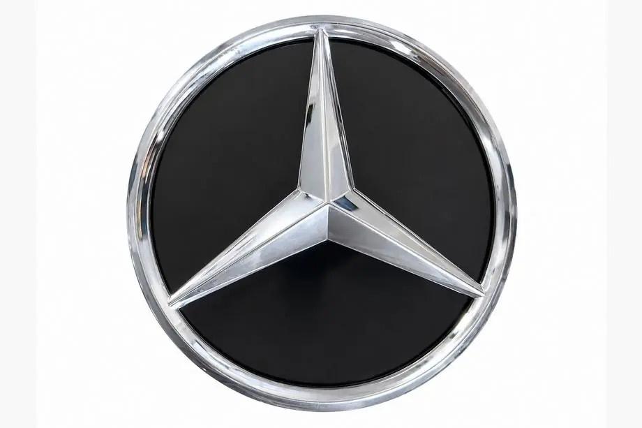 Mercedes GLE/ML class W166 2011-2018 Front emblem with glossy housing (18.4 cm) Image