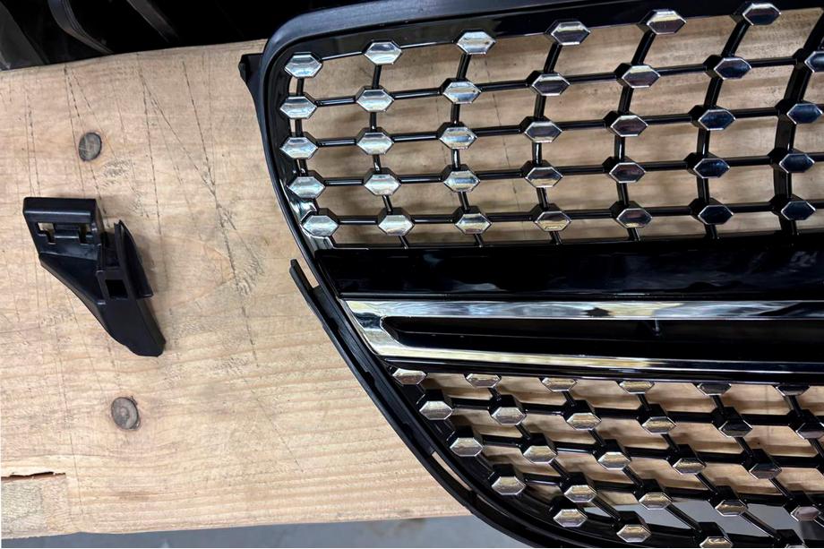 Mercedes GLE/ML class W166 2011-2018 Clearance Tuning Grille Diamond Black (GLE) Photo 2