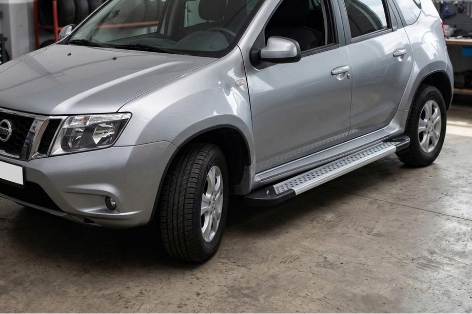 Nissan Terrano 2014- Side Steps Vision New Grey (2 pcs, Aluminum) Image