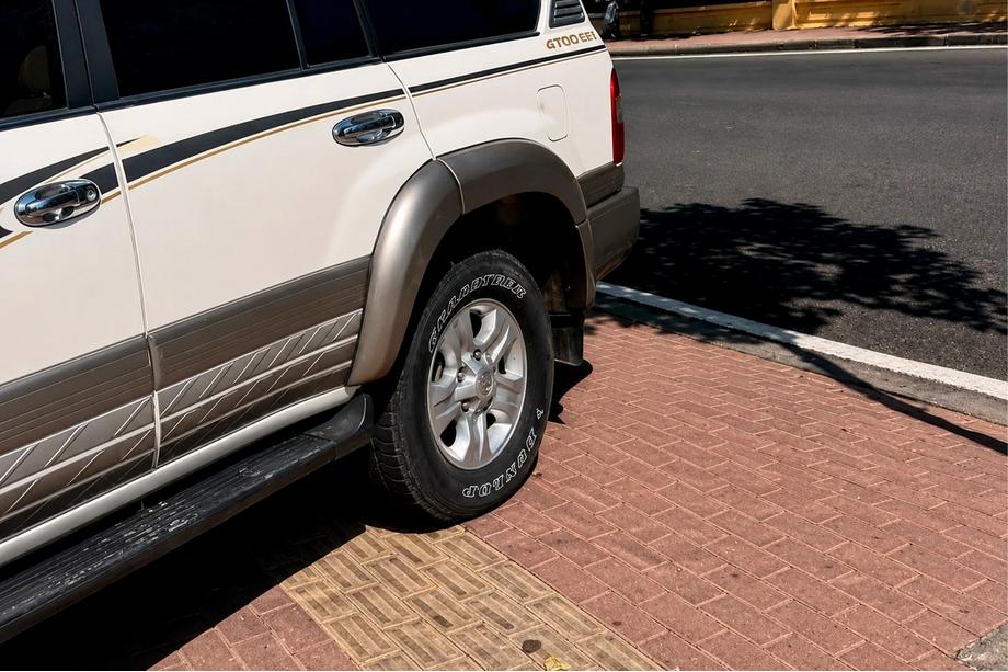 Toyota Land Cruiser 100 1998-2007 Fender Flare Kit (10 pcs) Photo 3