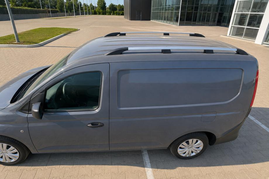 Volkswagen Caddy 2020- Chrome roof rails (Turkish design) Image