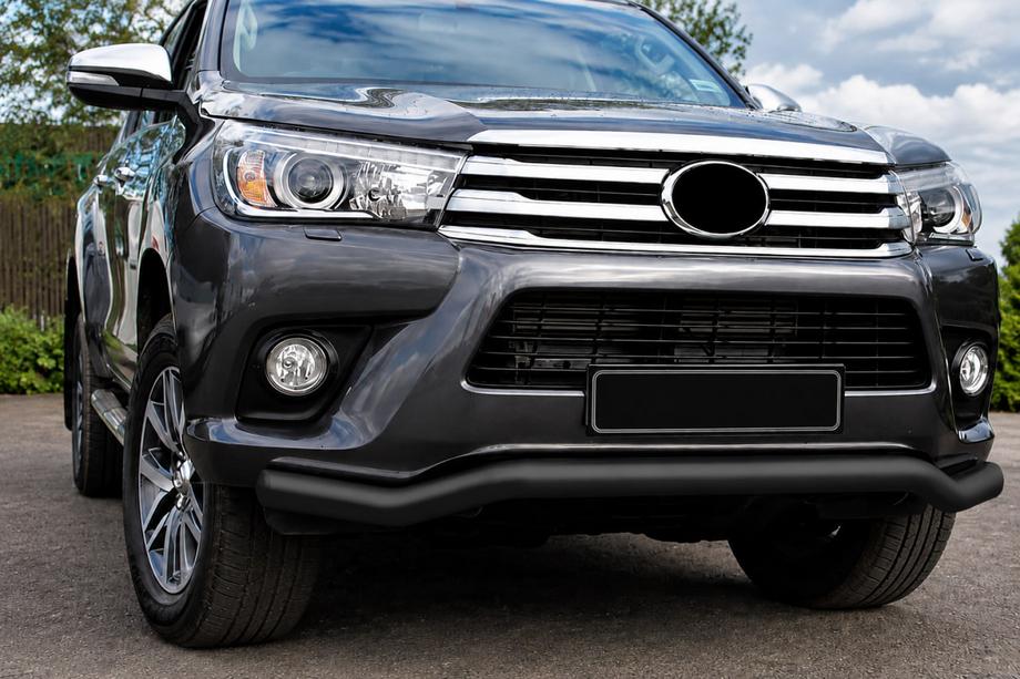 Toyota Hilux 2015- Front bull bar ST007 Black (stainless steel) Image