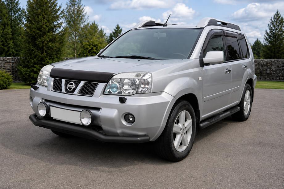 Nissan X-trail T30 2002-2007 Front bull bar ST007 Black (stainless steel) Image