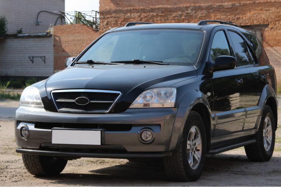 Kia Sorento I BL 2002-2009 Front Bumper Guard ST008 Black (Stainless Steel) Image