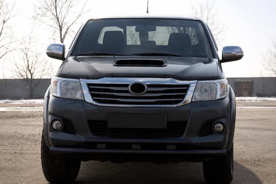 Toyota Hilux 2006-2015 Front Bumper Guard ST014 Black (Stainless Steel) Image