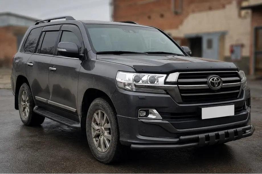 Toyota Land Cruiser 200 2007-2021 Front bull bar ST015 Black (2015+, stainless steel) Photo 2