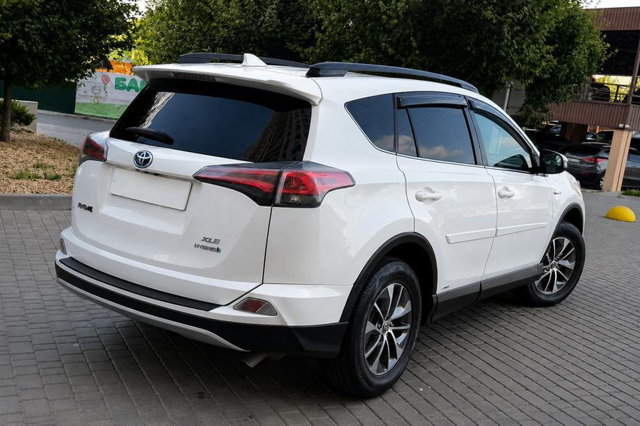 Toyota Rav 4 2013-2018 OEM Black Roof Rails (Aluminum) Image