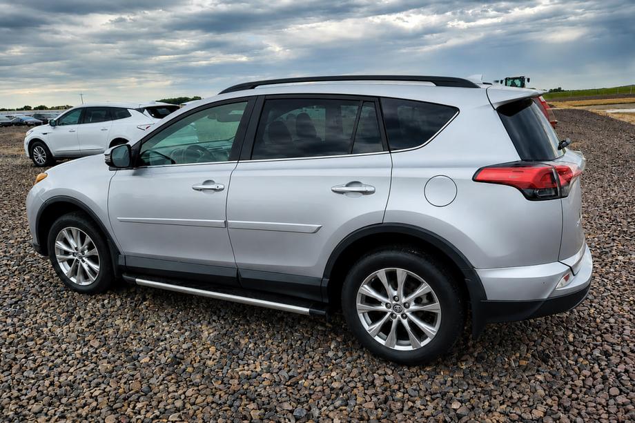 Toyota Rav 4 2019–2025 OEM Black Roof Rails (Aluminum) Image