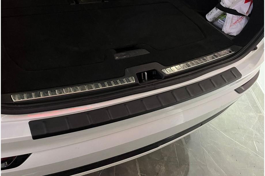Volvo XC90 2015- Rear Bumper Protector EuroCap (ABS) Image