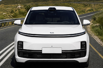 Li Auto L8 Integrated roof rails black OEM (Aluminum, adhesive mounting) photo 1