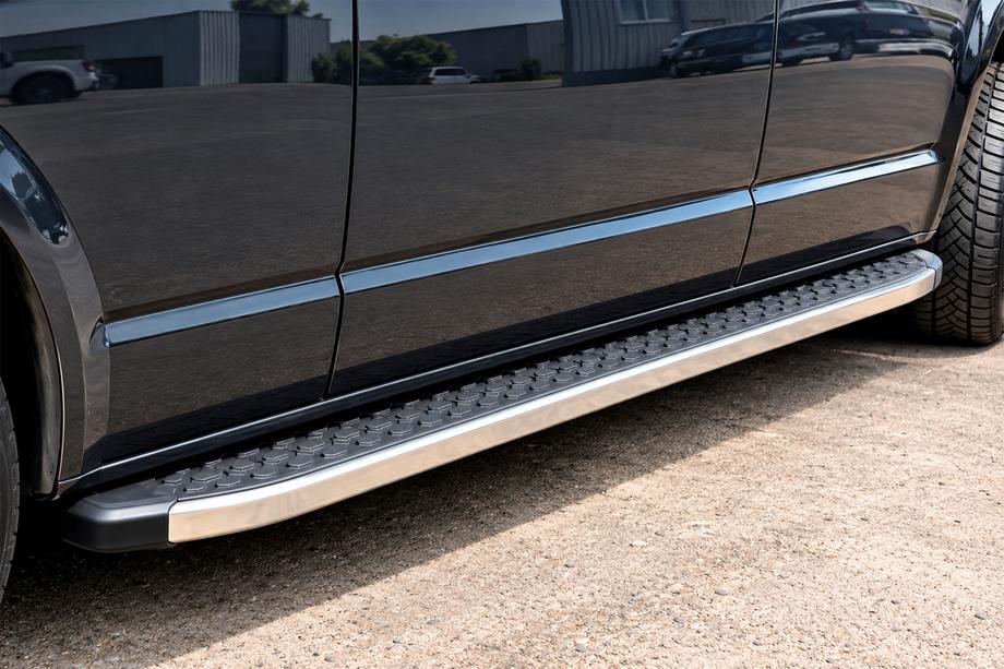 Volkswagen T5 Caravelle 2004-2010 Side Steps BlackLine (2 pcs, Aluminum) Long Wheelbase Image