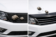 What protects better from road stones: grille mesh or hood deflector photo 1