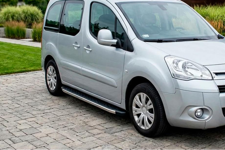 Peugeot Partner Tepee 2008-2018 Side Steps BlackLine (2 pcs, Aluminum) Image