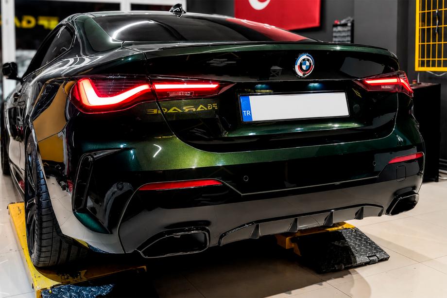 BMW 4 Series G22/23/26 2020- Rear bumper diffuser with exhaust tips (for G22/G23 M-Sport) Photo 1