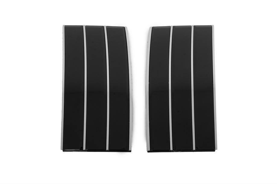 Range Rover IV L405 2013-2021 SVA fender vents (black with chrome) Image