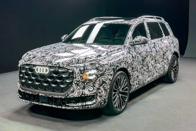 Audi Q9 set for debut: key rival to BMW X7 and Mercedes GLS
