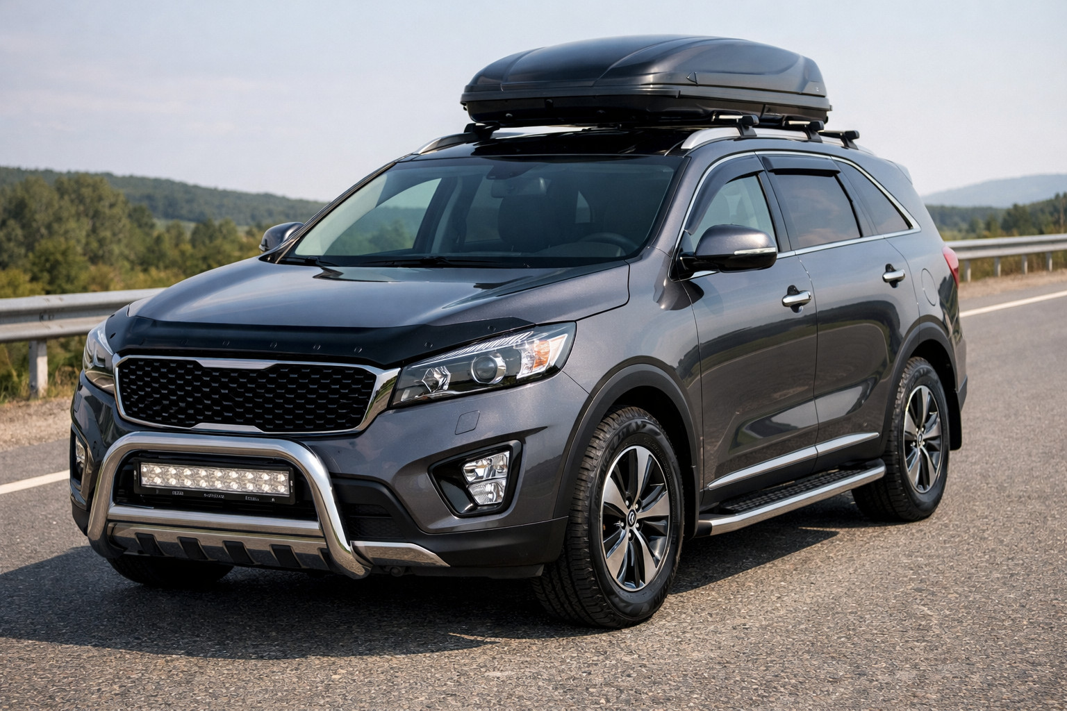 Practical Kia Sorento III UM 2014-2020 upgrade for highway driving and hood protection