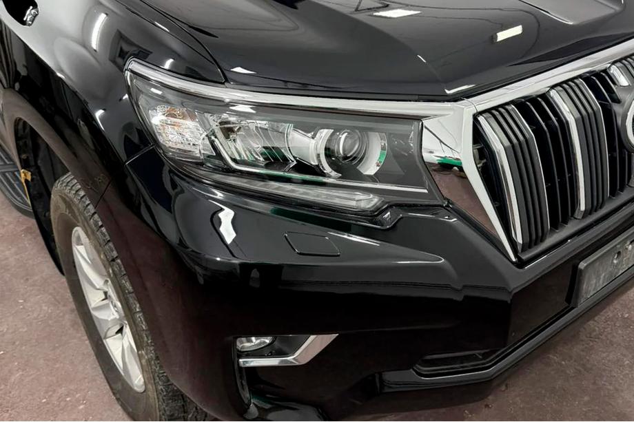 Toyota Land Cruiser Prado 150 2009-2023 Right headlight eyelash (1 pc, for LED) Photo 1