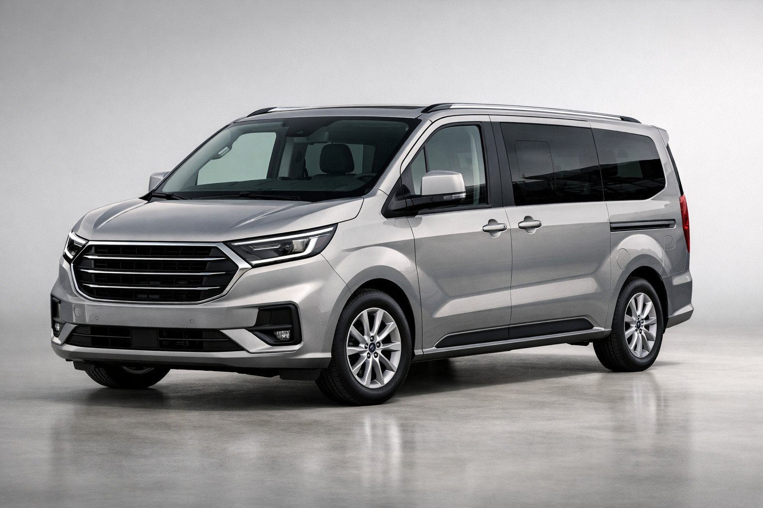 Ford Tourneo Custom 2024 review: modern van for business and family