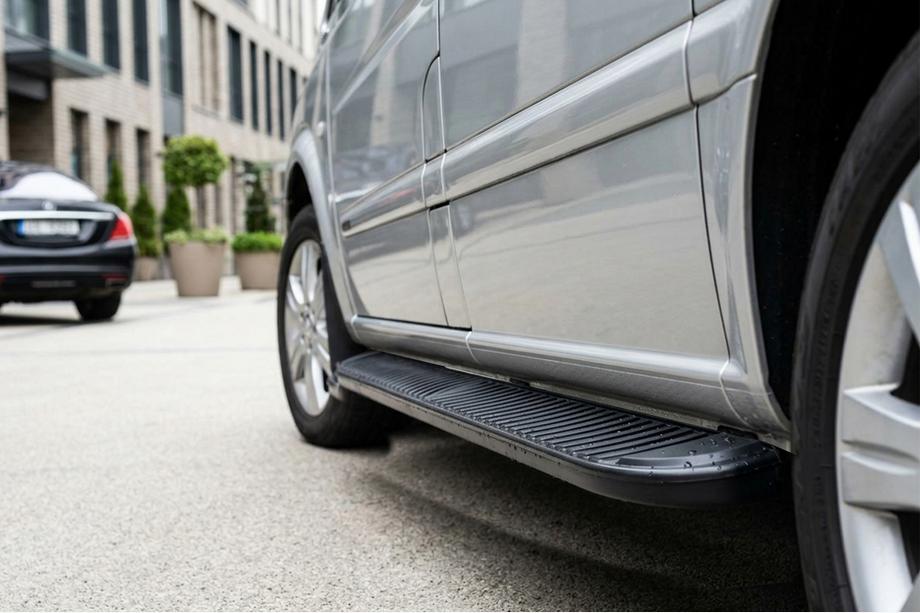 Mercedes Viano 2004-2014 Side Steps Tayga Black (2 pcs, Aluminum) Photo 1