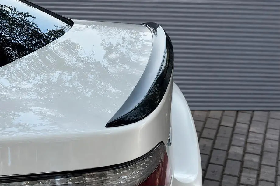 BMW E60: Installing an M5-Style Spoiler
