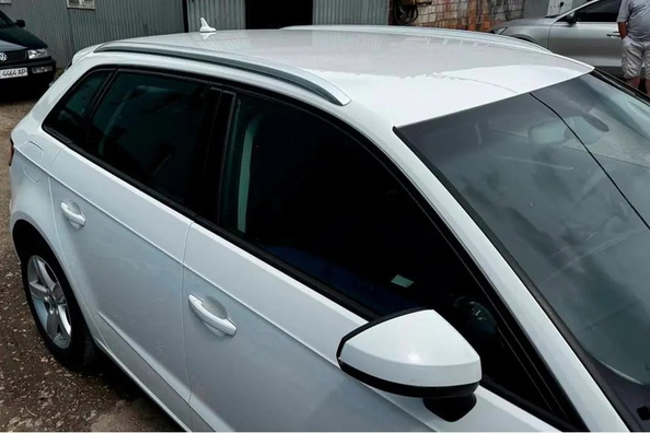 Audi A3 2012–2020: roof rail installation – our work Photo 8
