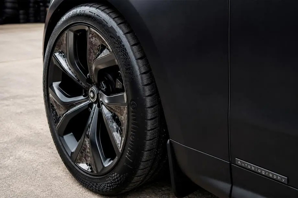 Range Rover Sport 2025 update: fitting stylish alloy wheels Photo 3