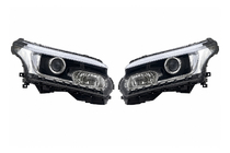 Range Rover IV L405 2013-2021 Front headlights, 8-pin (2013) photo 1