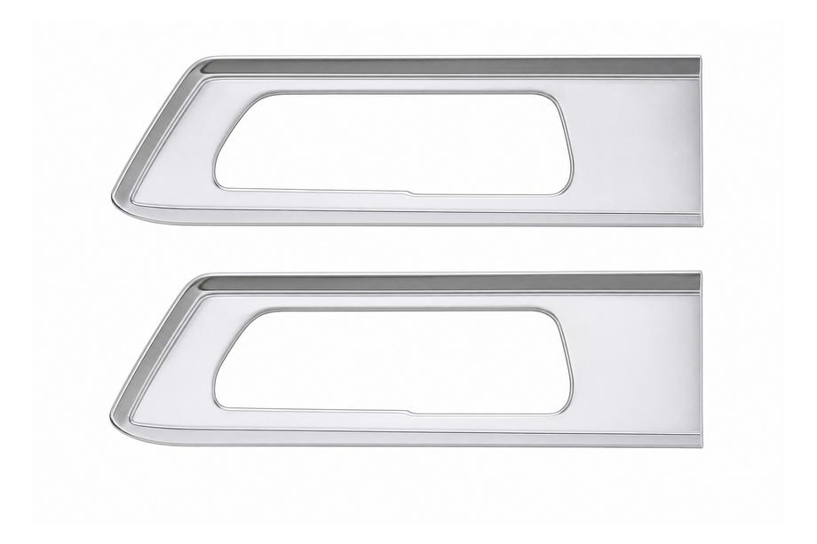 Range Rover Sport 2014-2022 Silver fog light trim frame (2014) Image