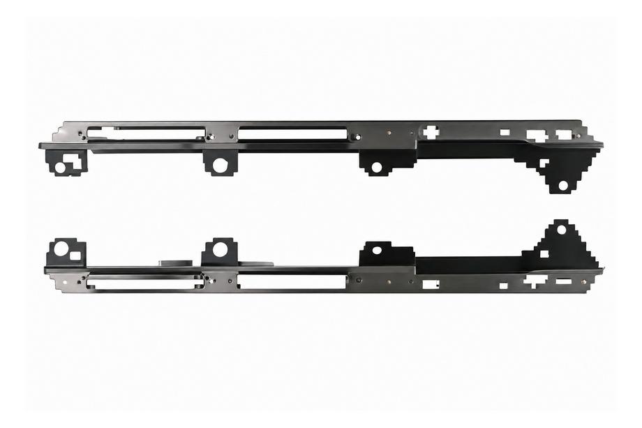 Range Rover Sport 2014-2022 Fender bracket (2014) Image
