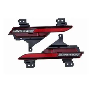 Rear bumper reflector