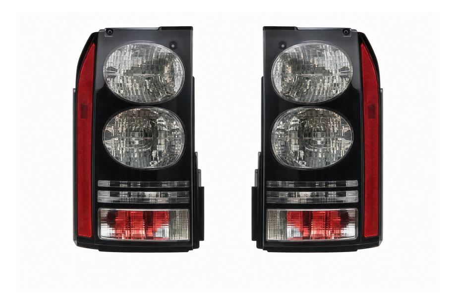 Land Rover Discovery IV 2009-2017 Rear tail lights, black housing (2014) Image
