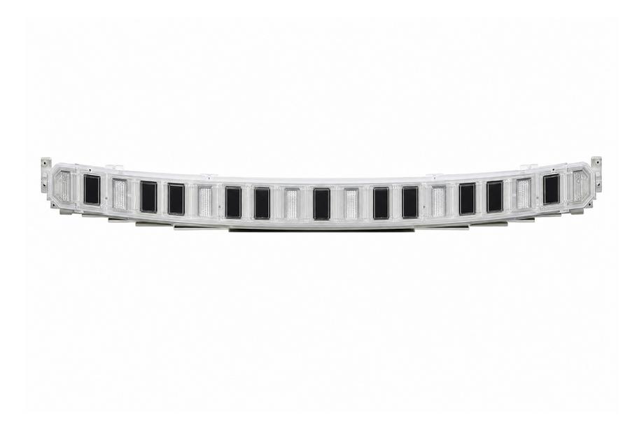 Land Rover Discovery IV 2009-2017 Aluminum trunk lid trim (2014) Image
