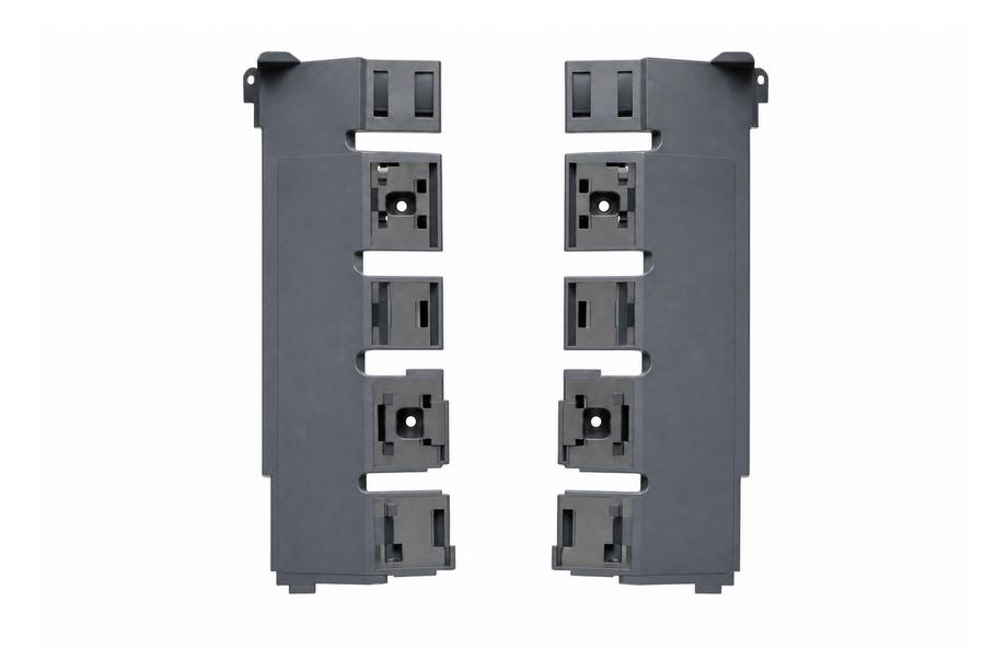 Land Rover Discovery IV 2009-2017 Small rear bumper bracket (2014) Image