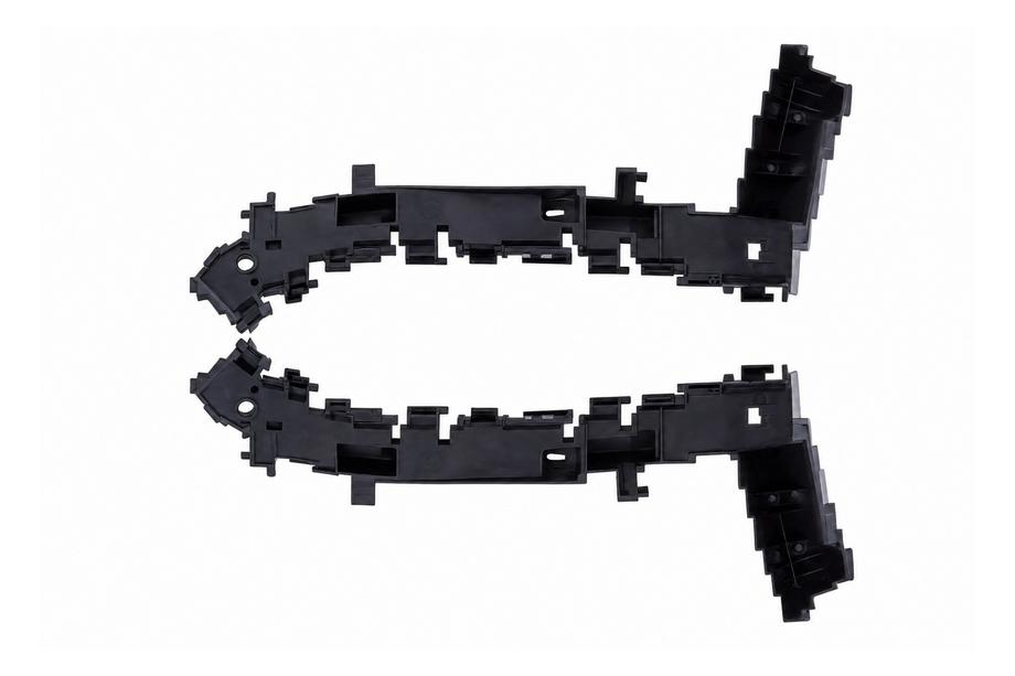 Land Rover Freelander II 2006–2014 Rear bumper bracket (2010) Image
