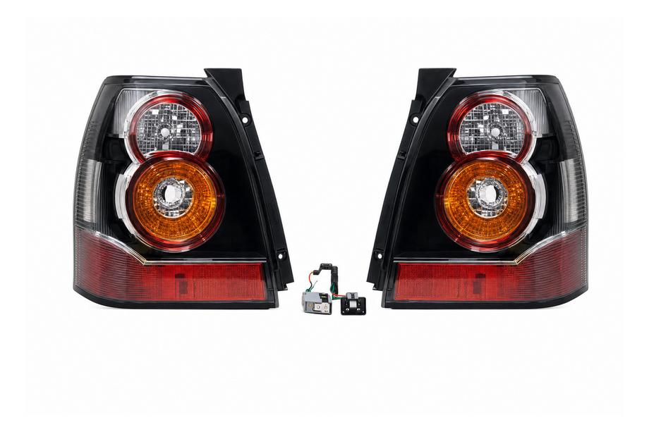 Land Rover Freelander II 2006–2014 Tail Lights (2014) Image