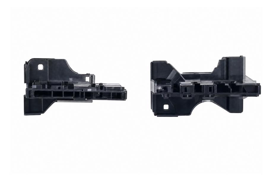 Land Rover Defender 2019- Rear bumper bracket cover Image