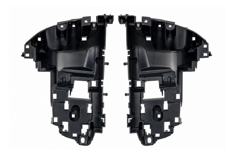 Land Rover Defender 2019- Small rear mudflap cover Image