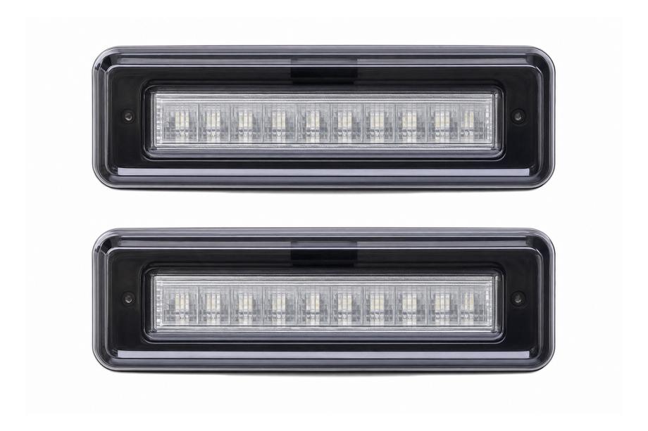 Land Rover Defender 2019- Tinted brake light Image