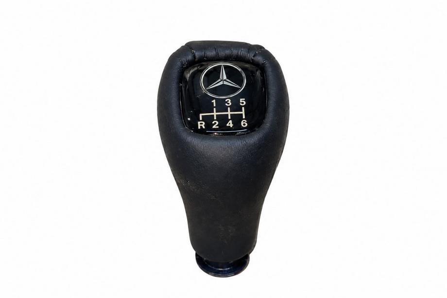 Mercedes E-class W124 1984–1997 Gear Shift Knob V3 (6-Speed, Leather) Image