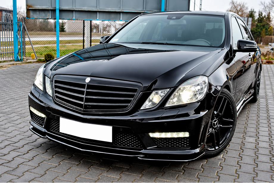 Mercedes E-class W212 2009-2016 DPT Front Lip Spoiler (for E63 AMG, 2009-2012, Gloss Black) Image
