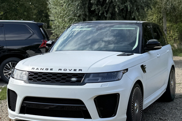 Range Rover Sport L494 2018–2022: SVR body kit installation – our work Photo 18