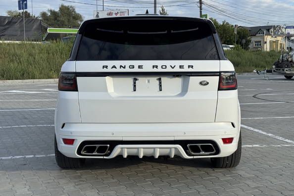 Range Rover Sport L494 2018–2022: SVR body kit installation – our work Photo 10