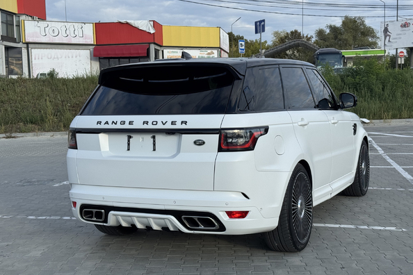 Range Rover Sport L494 2018–2022: SVR body kit installation – our work Photo 9